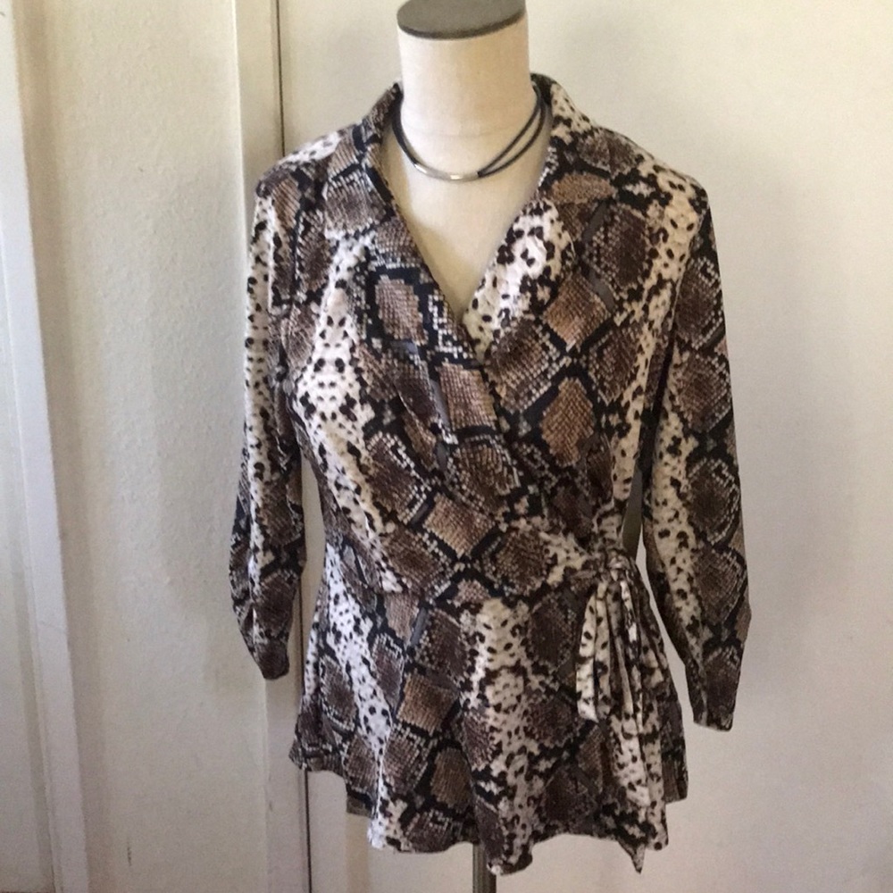 NWT SNAKE PRINT BLOUSE -SIDE TIE & SHIRRED-SLEEVES